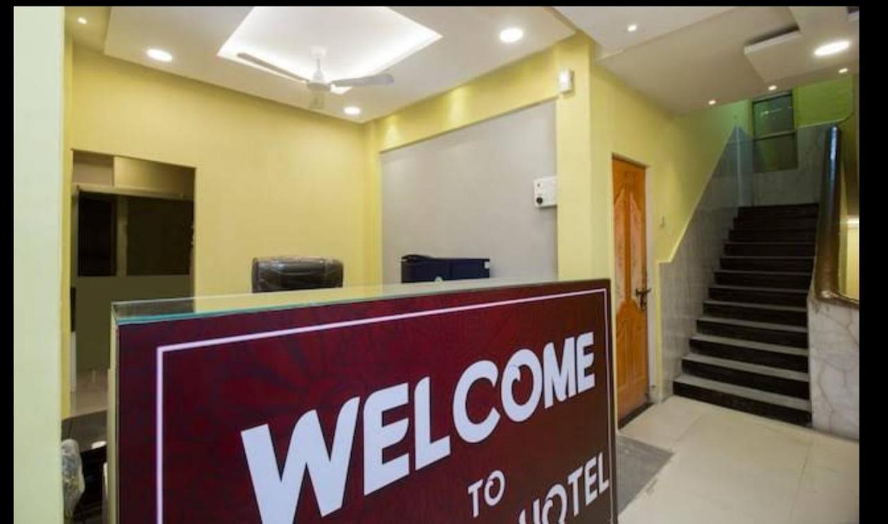 Hotel Swaraj Logde Panvel Ngoại thất bức ảnh